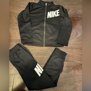 Nike Black Tracksuit Size 7